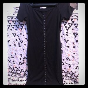 Off shoulder bodycon dress with faux snap detail